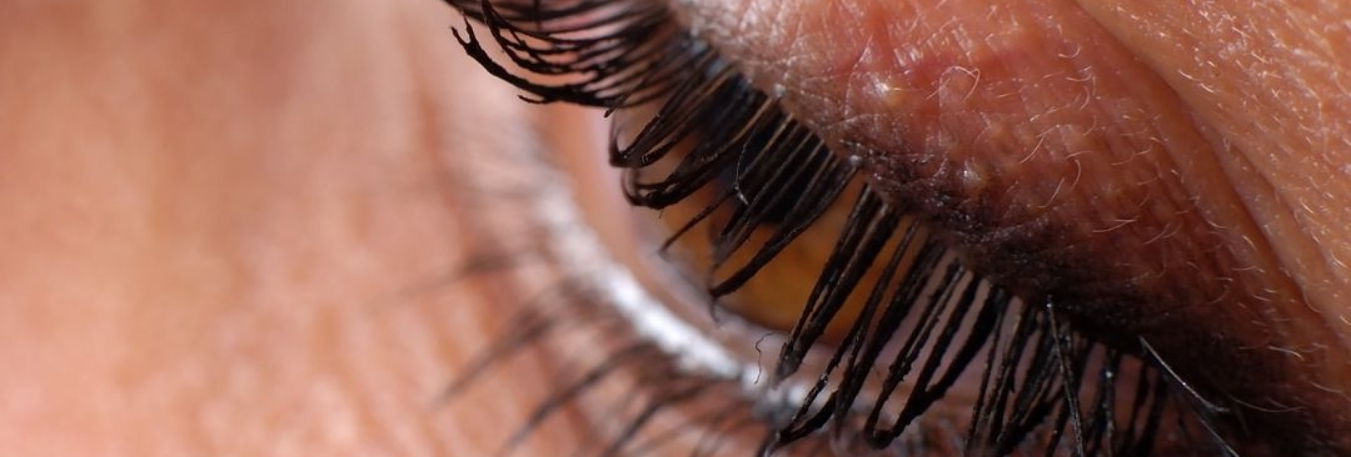 Tips για τα νύχια και το καθημερινό make up σας…